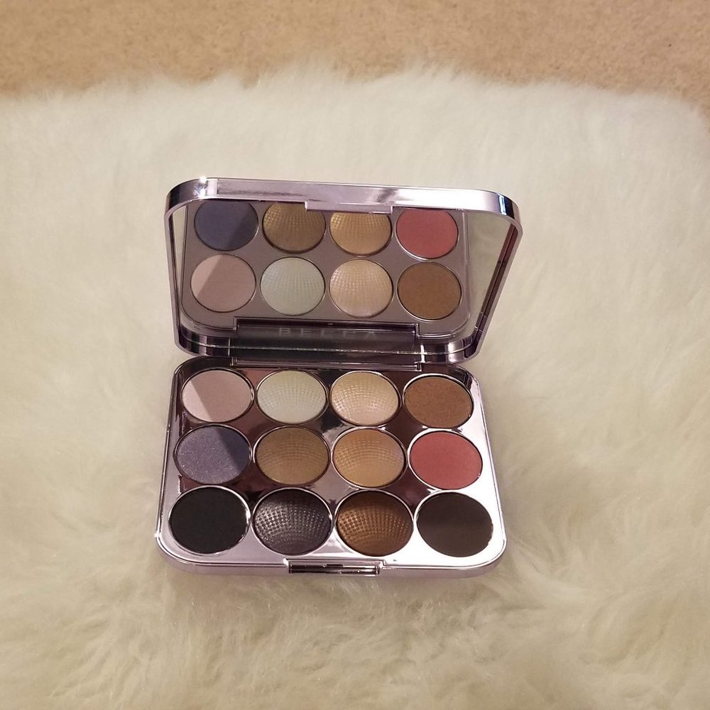 BECCA Pearl Glow Shimmering Eyeshadow Palette